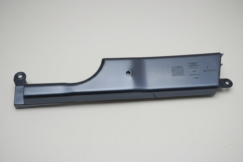 Capac grilă radiator Audi A4 / S4 / Avant / Quattro (2008–2012)