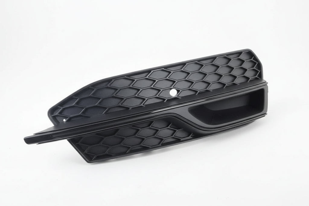 Grila ghidare aer dreapta negru satinat right OEM bară Audi A3 8V (2013-2016)
