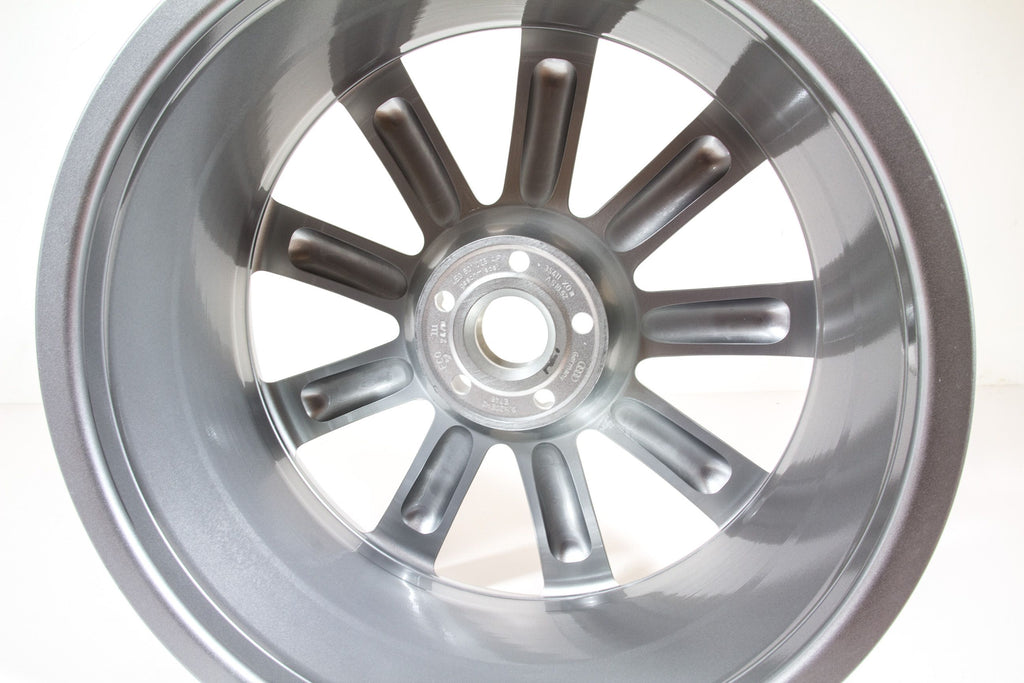 Jantă altele Audi A8 2004-10 9j x20" OEM
