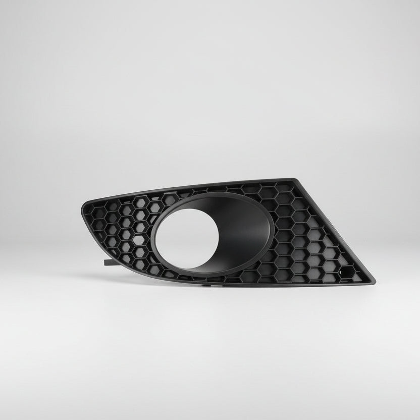Capac proiector ceață dreapta bară satin negru OEM Seat Leon 1P (2006-2010)