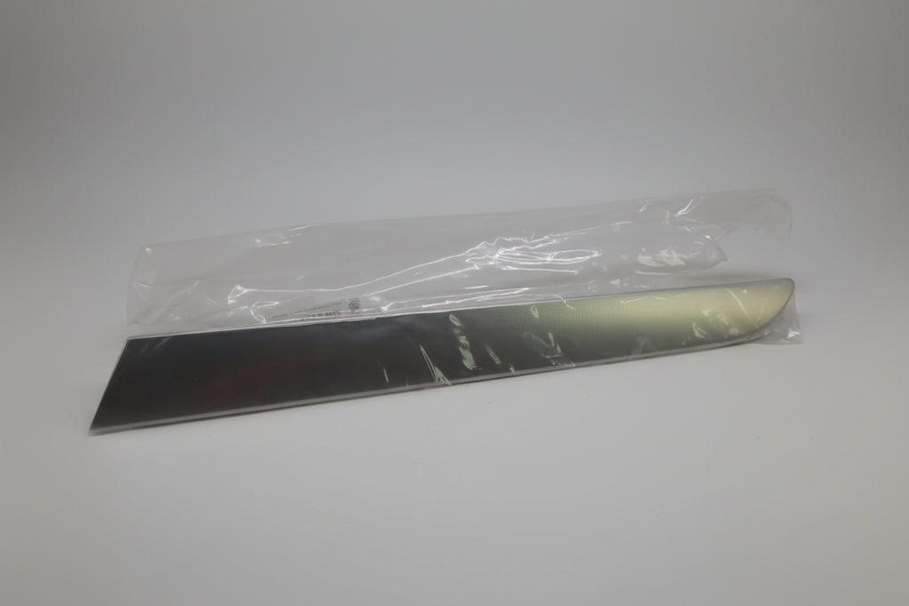 Ornament interior aluminiu ușă spate dreapta (Rear Right) – Audi A6 4F (2005–2011)
