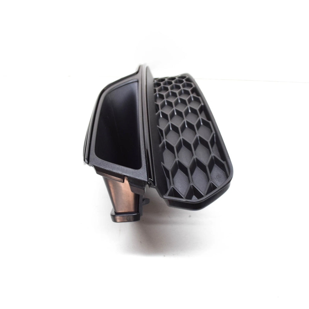 Grila ghidare aer dreapta negru satinat right OEM bară Audi A3 8V (2013-2016)