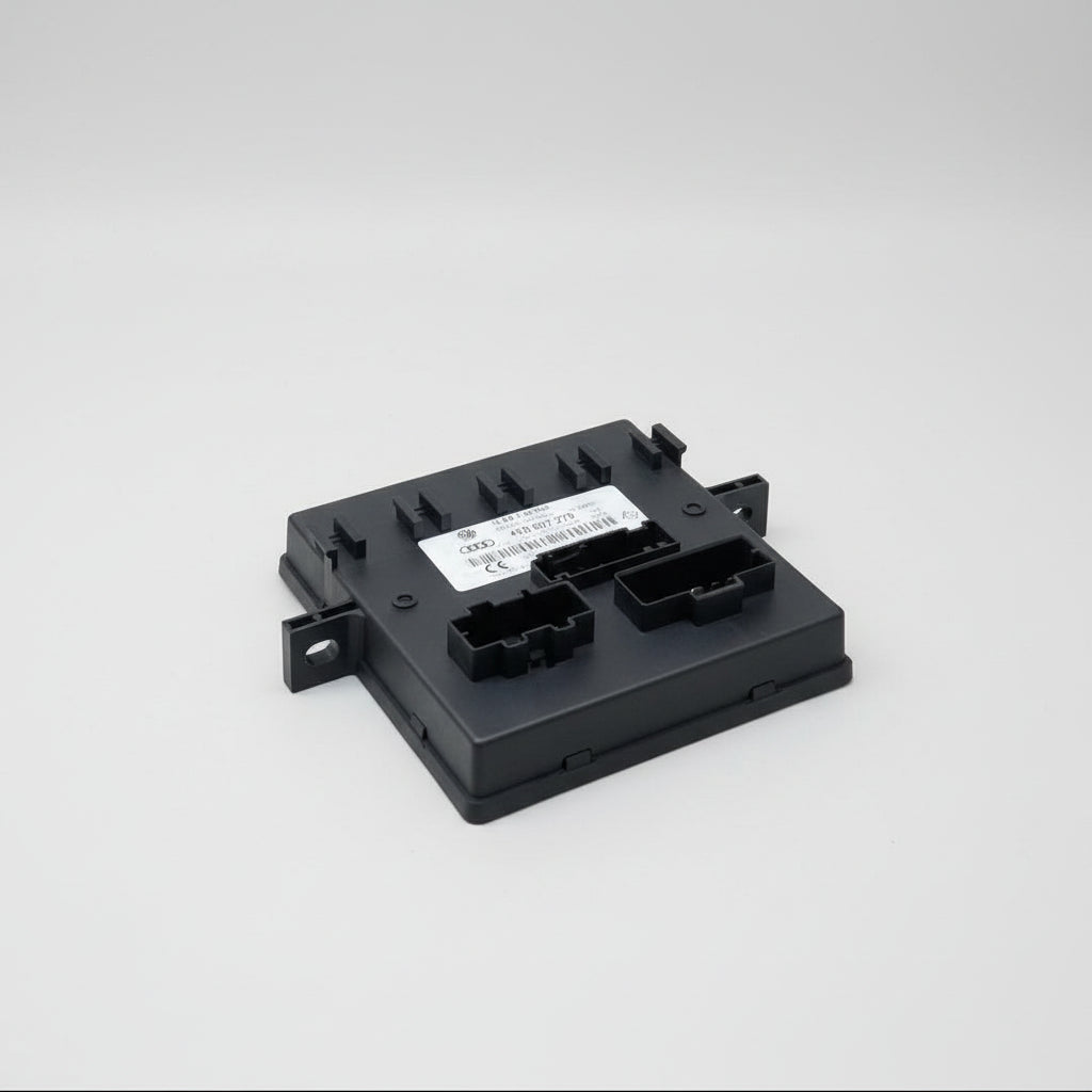 Modul de Control Confort BCM Original Audi A6 C6 / Q7 2.0 TDI 2010